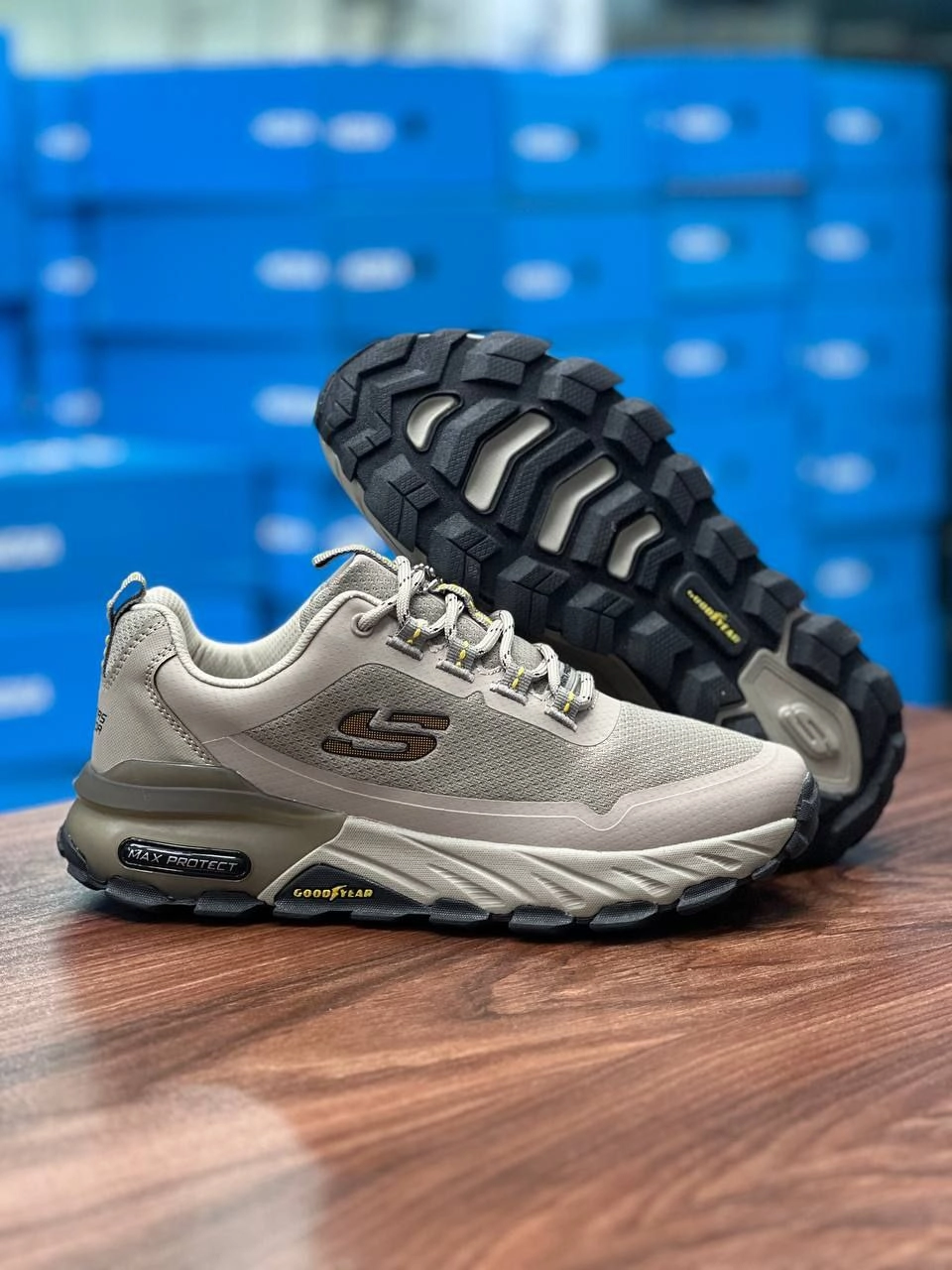 کتونی اسکیچرز کپسولی مکس پروتکتSkechers Max Protect Erkek ساخت ویتنام . سایز۴۰ تا ۴۵ . تنوع در چند رنگ جذاب .فروش بصورت عمده و تک .Skechers Max Protect Erkek Vietnam