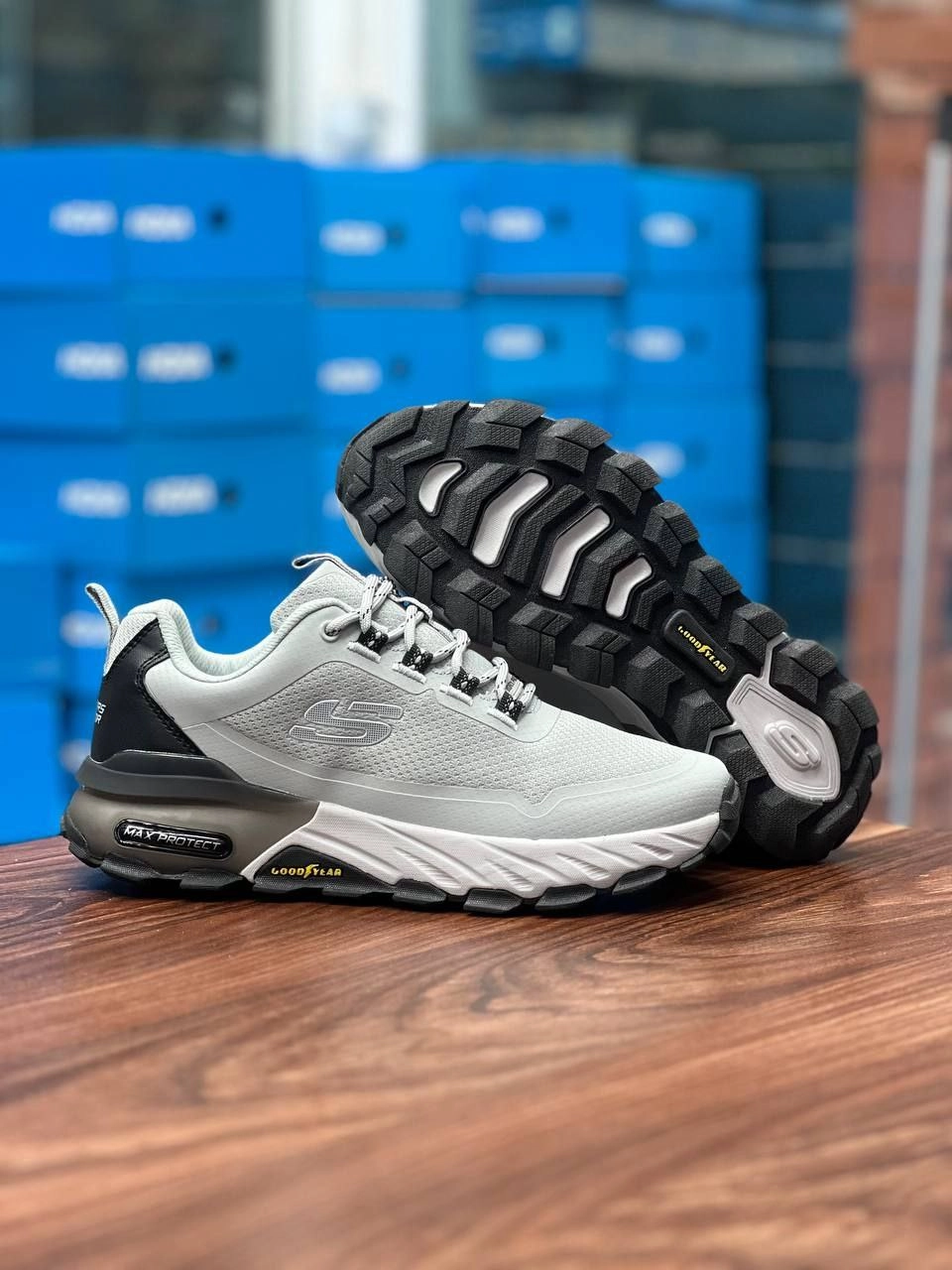 کتونی اسکیچرز کپسولی مکس پروتکتSkechers Max Protect Erkek ساخت ویتنام . سایز۴۰ تا ۴۵ . تنوع در چند رنگ جذاب .فروش بصورت عمده و تک .Skechers Max Protect Erkek Vietnam