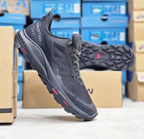 کتونی سالامون ضدآب Salomon Outpulse GTX سایز ۴۰ تا ۴۵ فروش بصورت عمده و تک پایین ترین قیمت