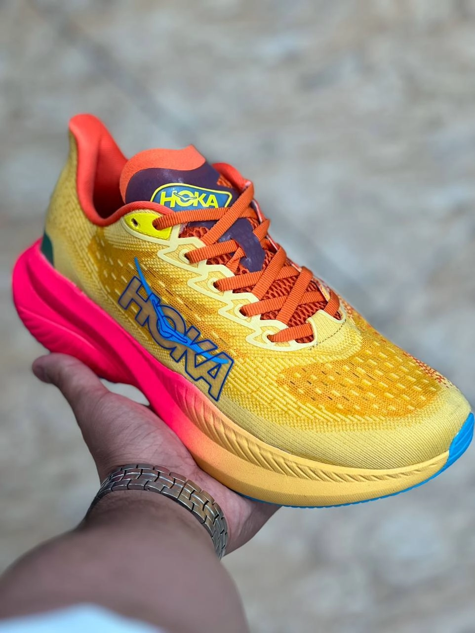 کتونی هوکا وارداتی ساخت ویتنام سایز ۴۰ تا ۴۵ ، فروش بصورت عمده و تک Hoka Mach 6 vietnam