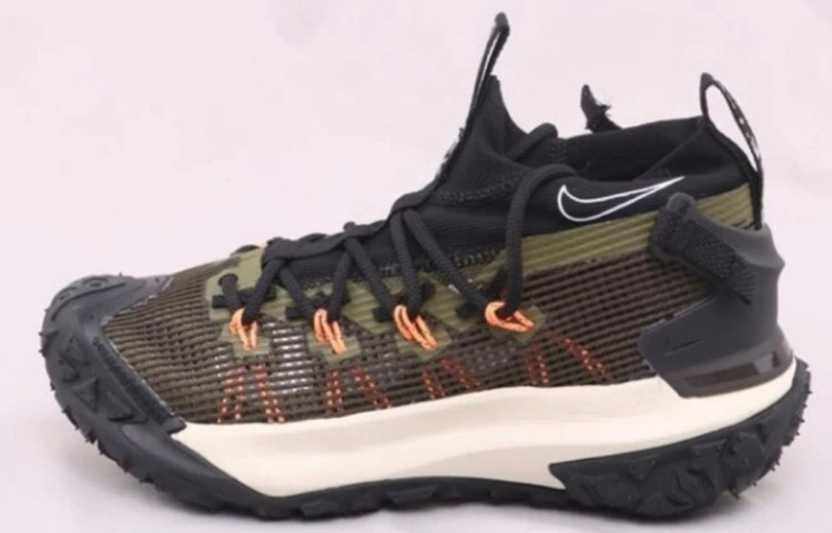 کتونی ویتنامی نایک ای سی جی ، فروش بصورت عمده و تک . سایز ۴۰ تا ۴۵ ، وارداتی ویتنام . Nike ACG Mountain Fly Gore_Tex Vietnam