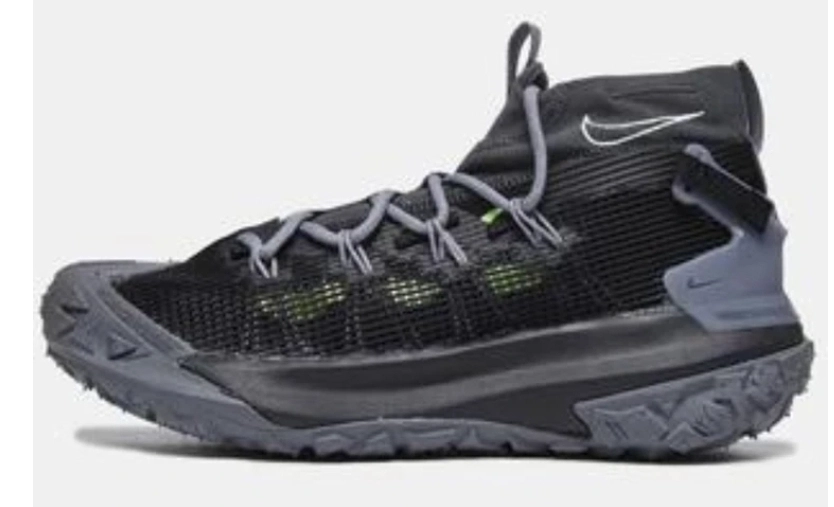 کتونی نایک ای سی جی ، فروش بصورت عمده و تک . سایز ۴۰ تا ۴۵ ، ساخت ویتنام وارداتی. Nike ACG Mountain Fly Gore_Tex Vietnam
