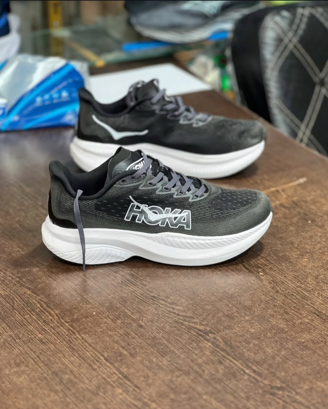 کتونی ویتنامی هوکا وان وان سایز ۴۰ تا ۴۵ فروش بصورت عمده و تک . وارداتی ویتنام Hoka one one mach 6