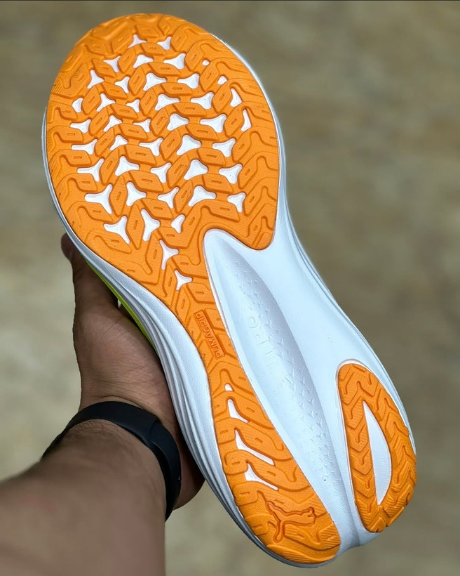 کتونی ویتنامی پوما تیترو سایز ۴۱ تا ۴۵ . فروش بصورت عمده و تک . Puma magmax nitro