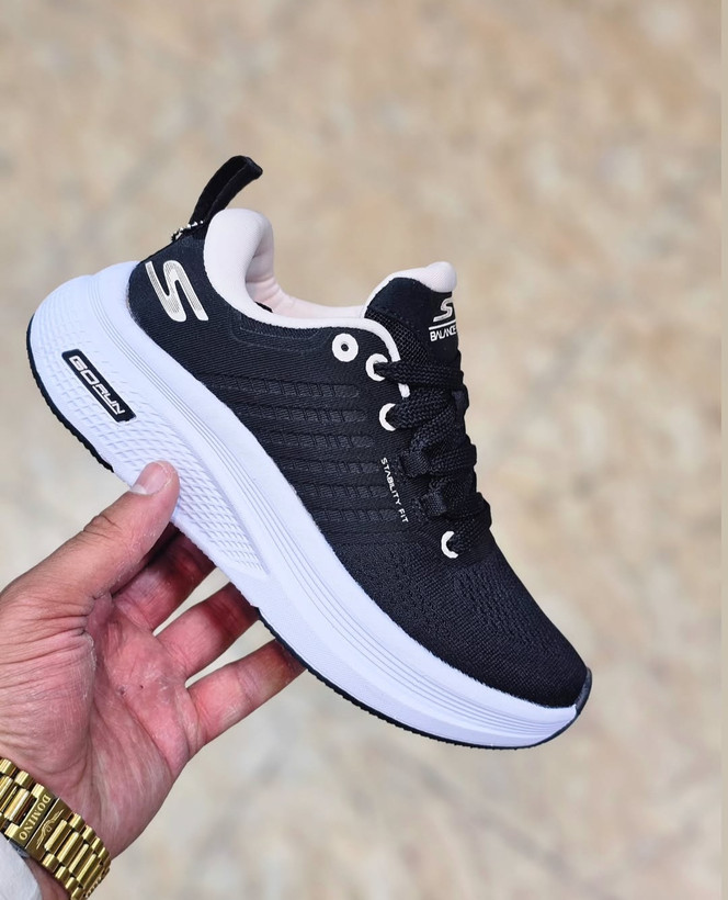 کتونی اسکیچرز ساخت ویتنام , سایز 37تا ۴۰ تنوskechers GoRUN
