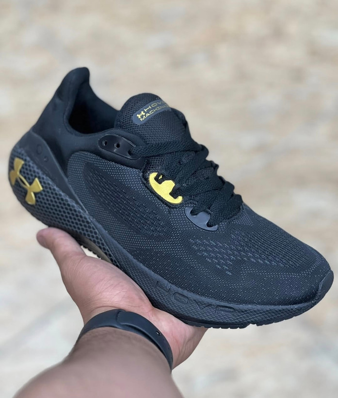 کتونی اندرارمور مستر کوالیتی Aساخت ویتنام سایز ۴۰ تا ۴۵ تنوع در ۲ رنگ جذاب .underarmour phantom3