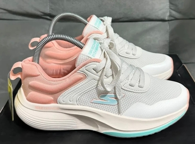 کتونی اسکیچرز وارداتی ویتنام سایز ۳۷ تا ۴۵ فروش بصورت عمده و تک Skechers Go Walk Max Vietnam