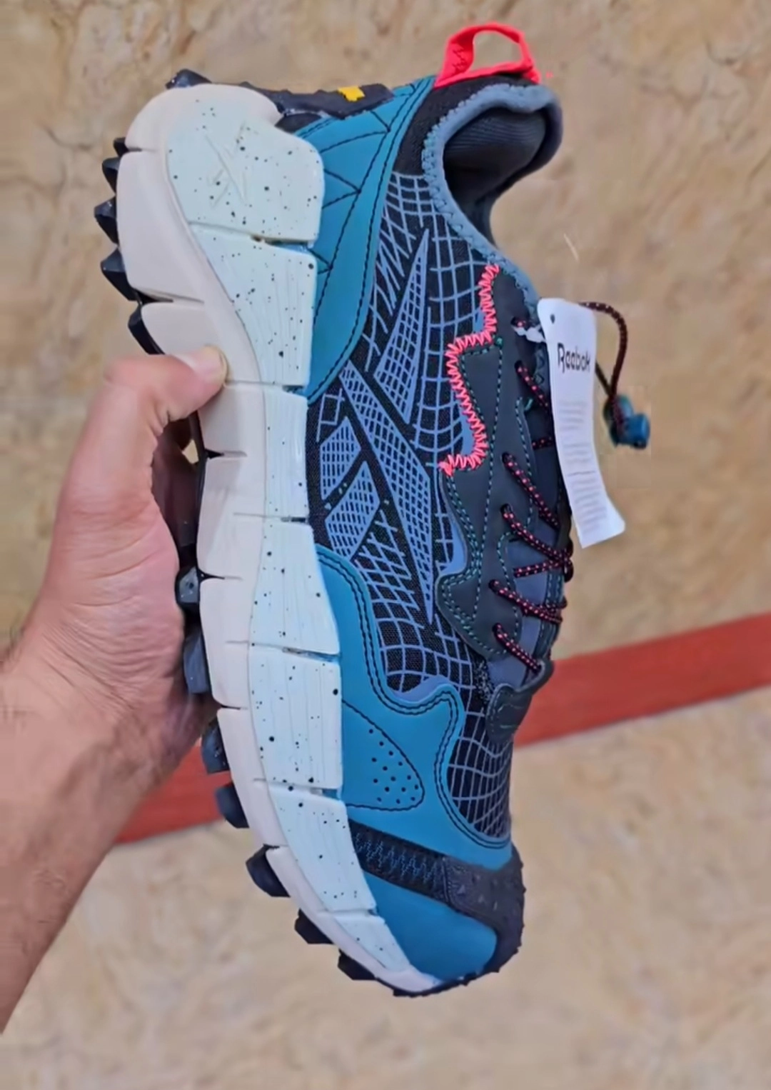 کتونی ریباک زیره ویبرام سایز ۴۰ تا ۴۵ وارداتی ویتنام فروش بصورت عمده و تک . Reebok Zig Kinetica II Edge Vietnam