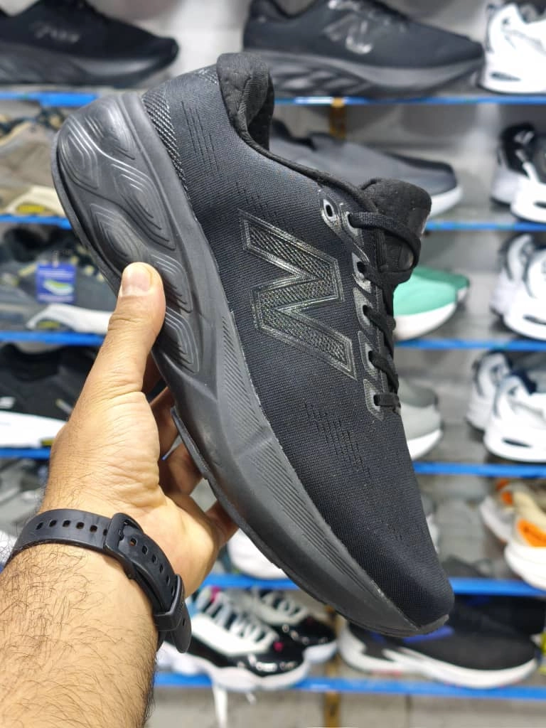 کتونی نیوبالانس 880 . ساخت ویتنام Newbalance 880 vietnam running