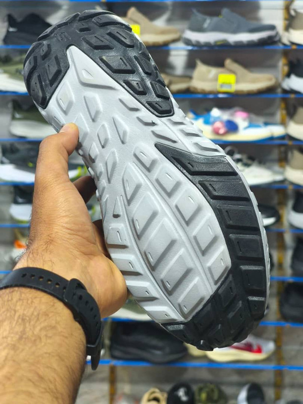 کتونی اسکیچرز ویتنامی سایز ۴۰ تا ۴۵ فروش بصورت عمده و تک ، وارداتی ویتنام . Skechers Go Walk Vietnam