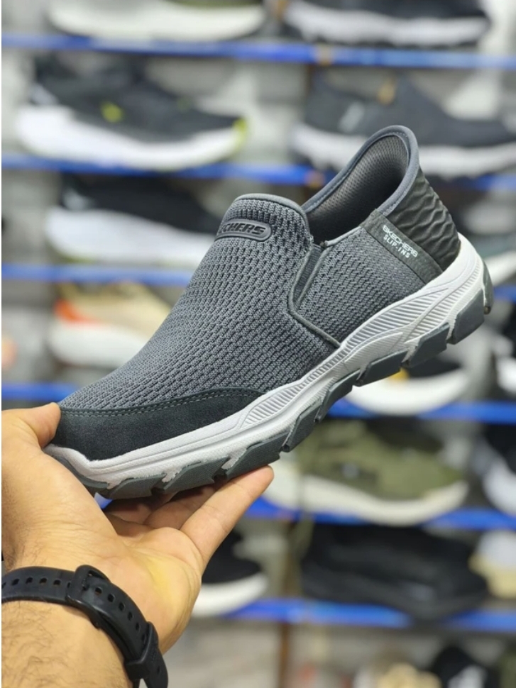 کتونی اسکیچرز ویتنامی وارداتی ، فروش بصورت عمده و تک . سایز ۴۰ تا ۴۵ Skechers FLEX GO WALK Vietnam
