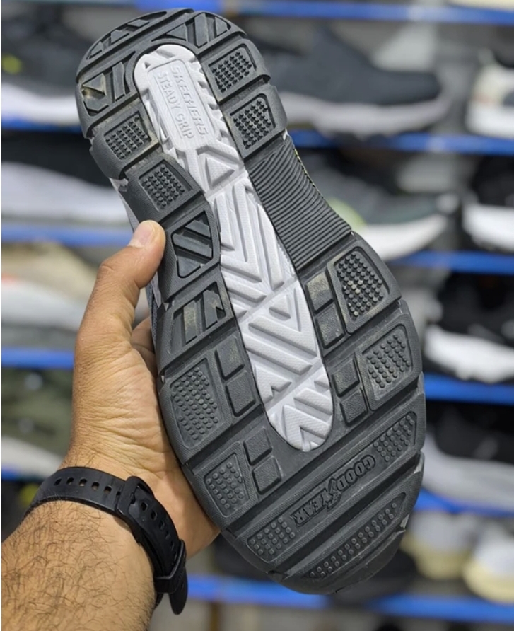 کتونی اسکیچرز ویتنامی وارداتی ، فروش بصورت عمده و تک . سایز ۴۰ تا ۴۵ Skechers FLEX GO WALK Vietnam