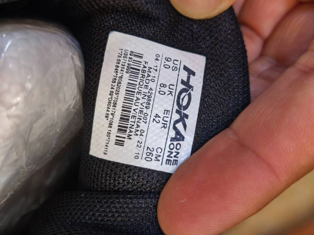 کتونی هوکا ویتنامی مدل skyline-float وارداتی hoka . فروش بصورت عمده و تک . سایز ۴۰تا ۴۵.Hoka skyline shoe