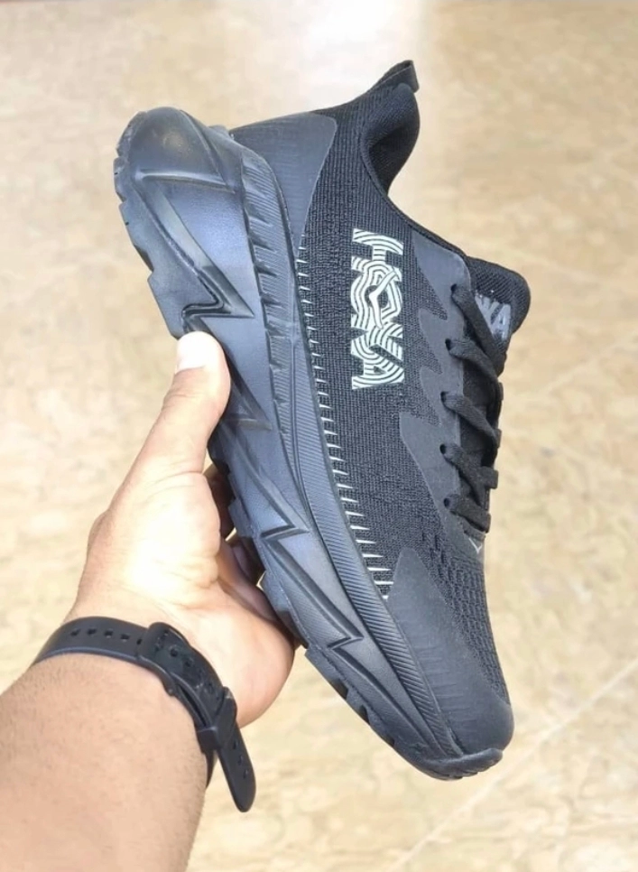 کتونی ویتنامی هوکا وان وان ساخت ویتنام سایز ۴۰ تا ۴۵پایین ترین قیمت در ایران Hoka one one M skyline _float x