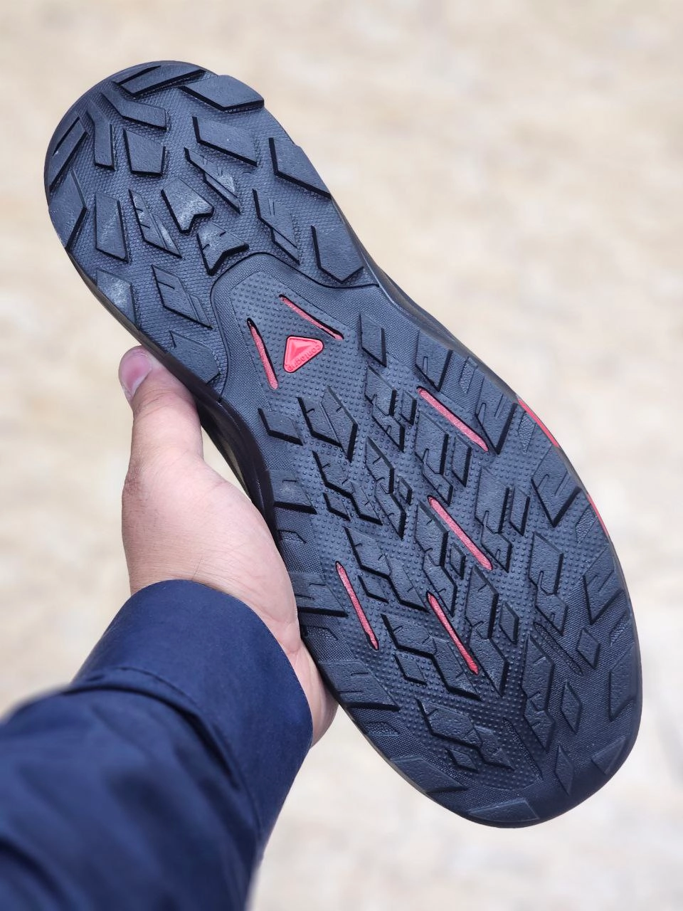 کتونی سالامون Salomon Outpulse GTX گورتکس واترپروف و زیره کنتاگریپ فروش بصورت عمده و تک سایز ۴۰تا ۴۵. تضمین کیفیت