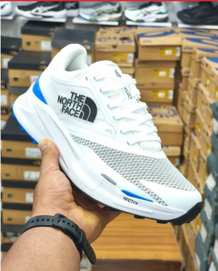 کتونی نورث فیس وارداتی ویتنام فروش بصورت عمده و تکسایز ۴۰ تا ۴۵ The North Face Vectiv Enduris 3 shoes