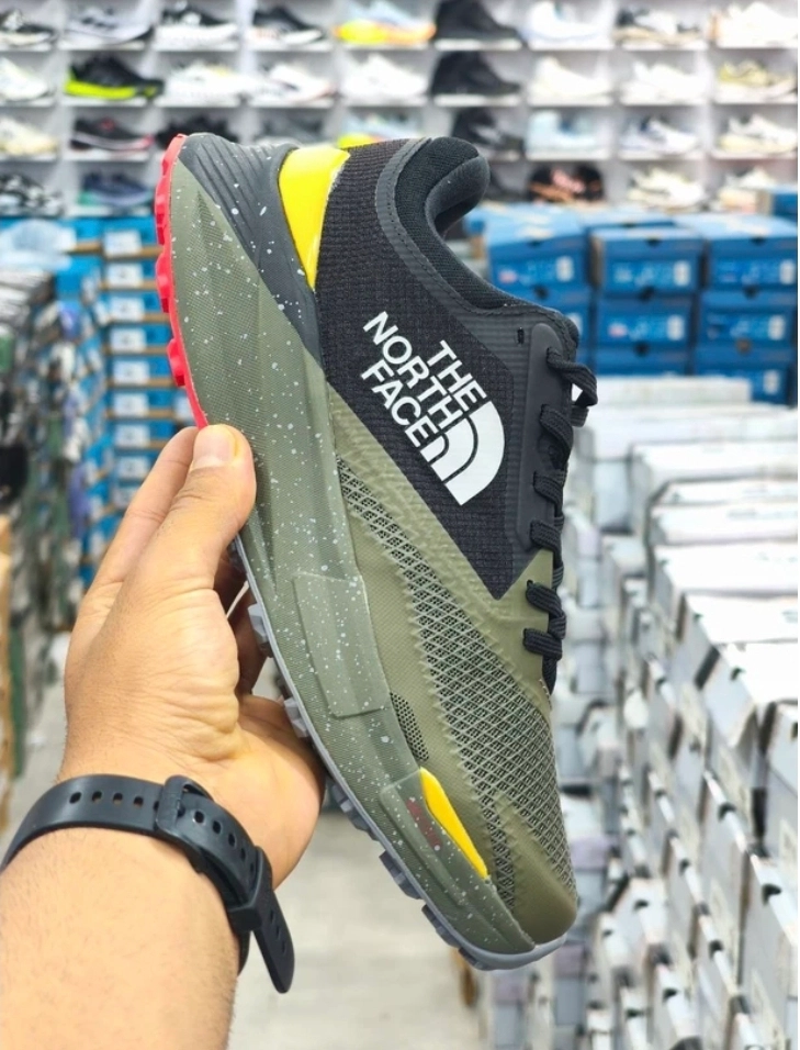 کتونی نورث فیس وارداتی ویتنام فروش بصورت عمده و تکسایز ۴۰ تا ۴۵ The North Face Vectiv Enduris 3 shoes