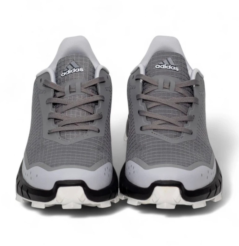 کتونی ادیداس ترکس ویتنامی رنگ بندی جذاب ، فروش بصورت عمده و تک وارداتی ویتنام.Adidas terrex Vietnam