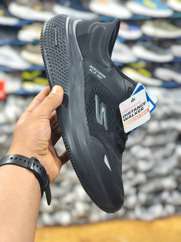 کتونی اسکیچرز ویتنامی ، وارداتی ویتنام تنوع در ۳ رنگ جذاب فروش بصورت عمده و تک . Skechers ultra light