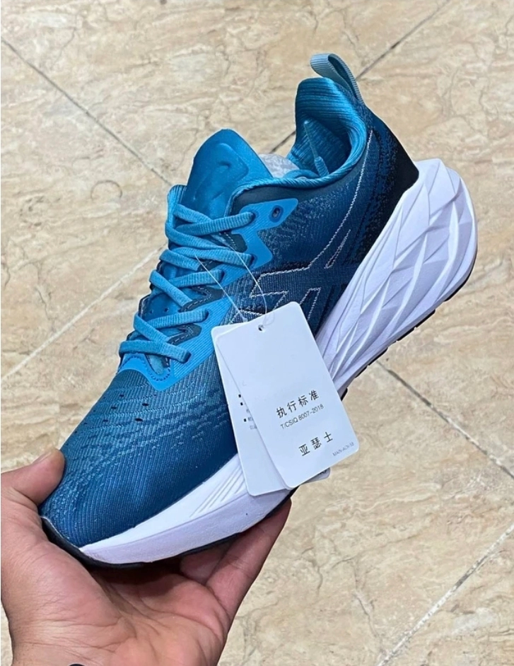 کتونی ویتنامی اسیکس نوابلاست سایز ۴۰ تا ۴۵ ، وارداتی ویتنام فروش بصورت عمده و تک asics nova blast 4