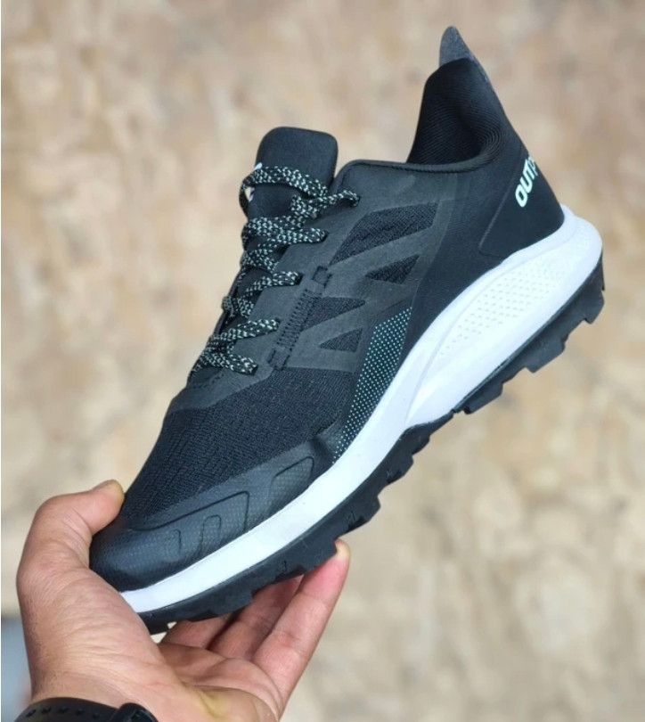 کتونی سالامون سایز ۳۹ تا ۴۵ فروش بصورت عمده و تک .Salomon outpulse goretex