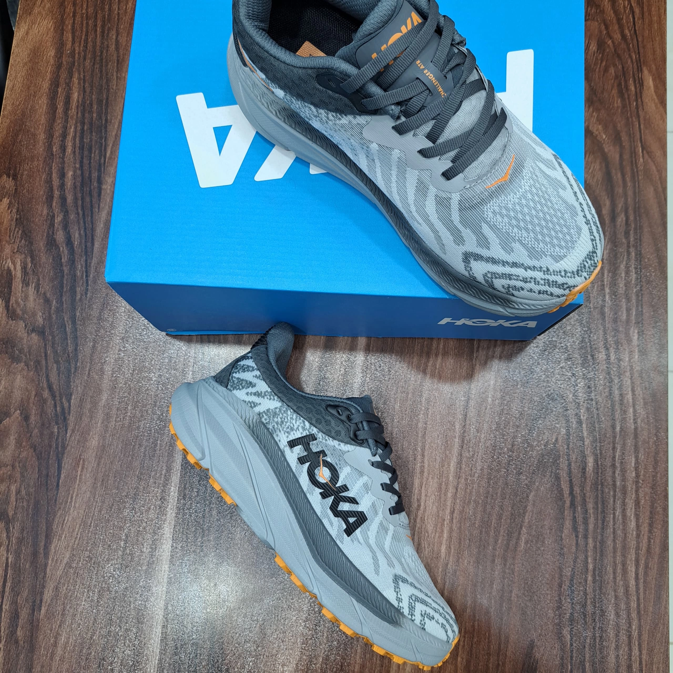 کتونی هوکا چلنجر آرت ۷ وارداتی ویتنام فروش بصورت عمده و تک ، سایز ۴۰ تا ۴۵ , Hoka challenger vietnam