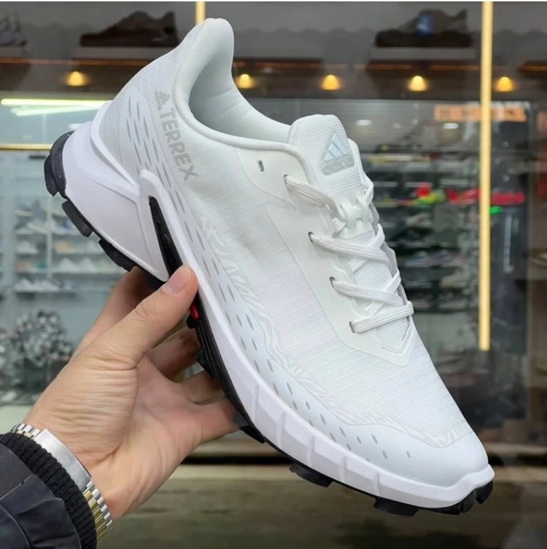 کتونی ادیداس ترکس ویتنامی رنگ بندی جذاب ، فروش بصورت عمده و تک وارداتی ویتنام.Adidas terrex Vietnam