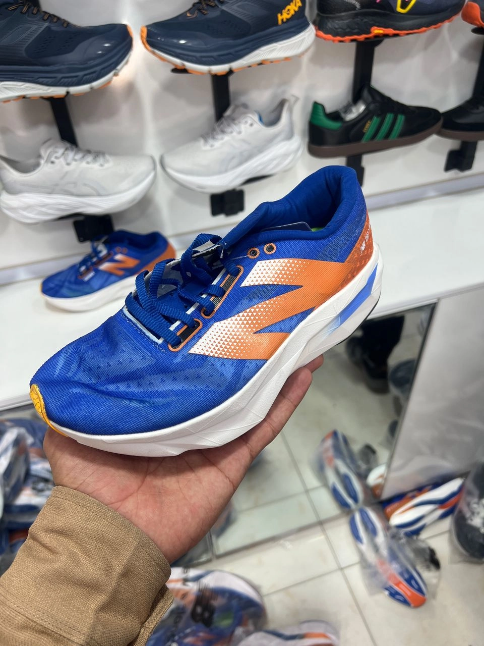 کتونی ویتنامی نیوبالانس الیت ۴/ ، فروش بصورت عمده و تک /.سایز۴۰تا۴۵ / ۴۵Newbalance fuelcell supercomp Elite V4