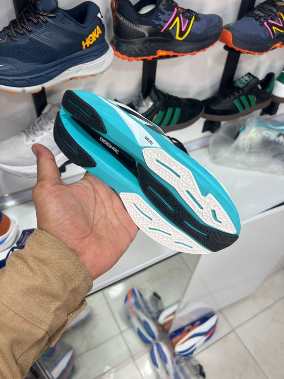 کتونی ویتنامی نیوبالانس الیت ۴