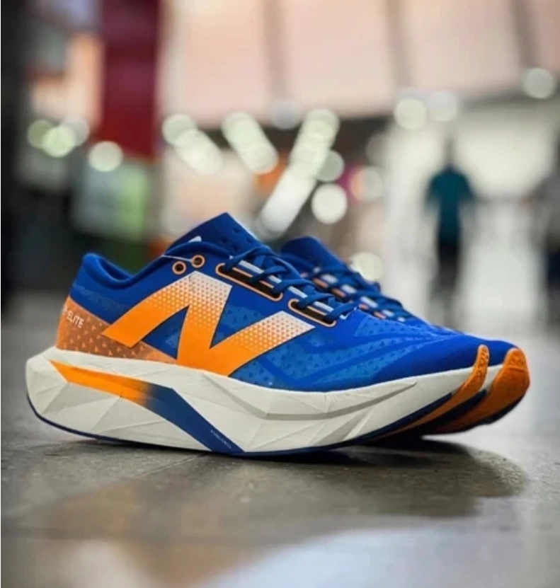 کتونی ویتنامی نیوبالانس الیت ۴ ، فروش بصورت عمده و تک .سایز ۴۰ تا ۴۵Newbalance fuelcell supercomp Elite V4