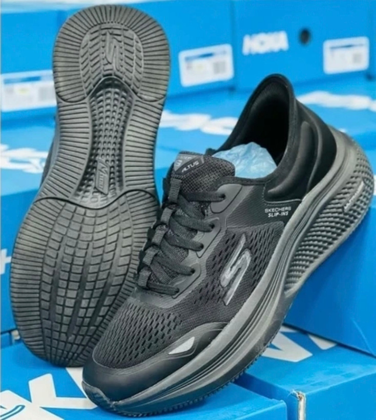 کتونی اسکیچرز ویتنامی ، وارداتی ویتنام تنوع در ۳ رنگ جذاب فروش بصورت عمده و تک . Skechers ultra light