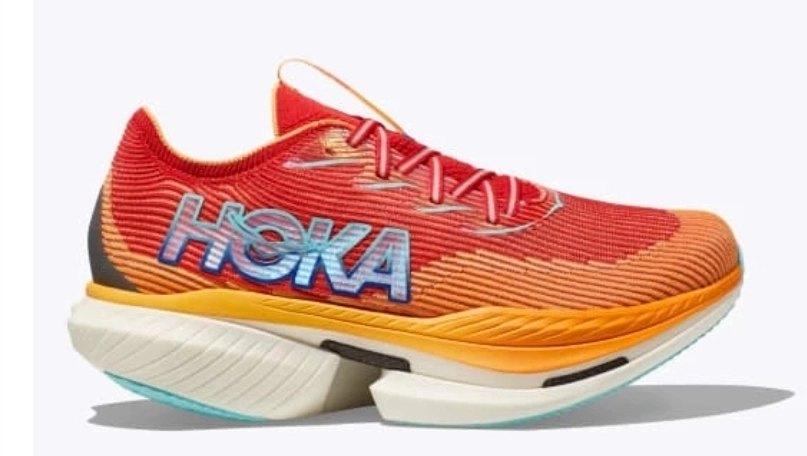 کتونی ویتنامی اسپرت هوکا ویتنامی وارداتی سایز۴۰ تا ۴۵ تنوع در ۳ رنگ جذاب مدل hoka cielo xl
