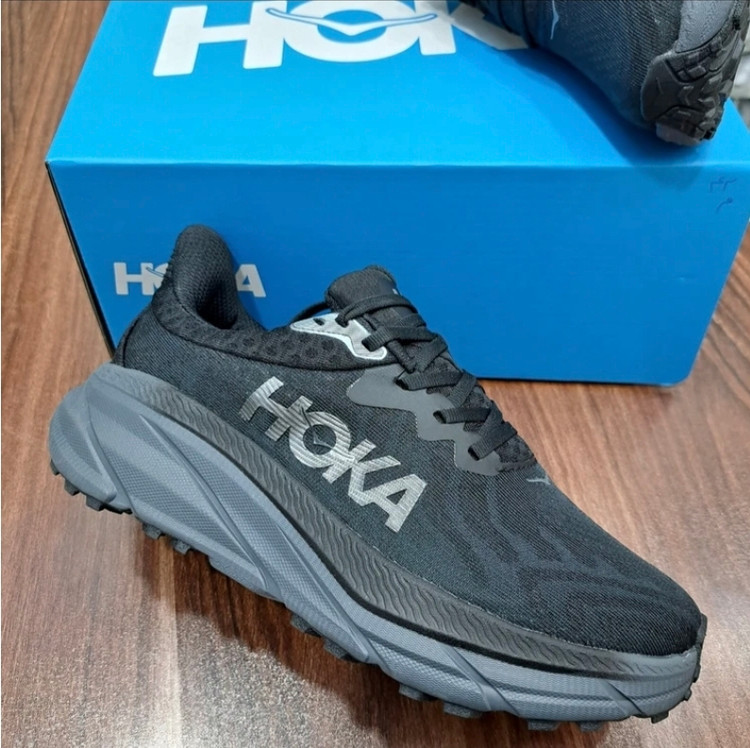 کتونی هوکا چلنجرHoka challenger ساخت ویتنام/
