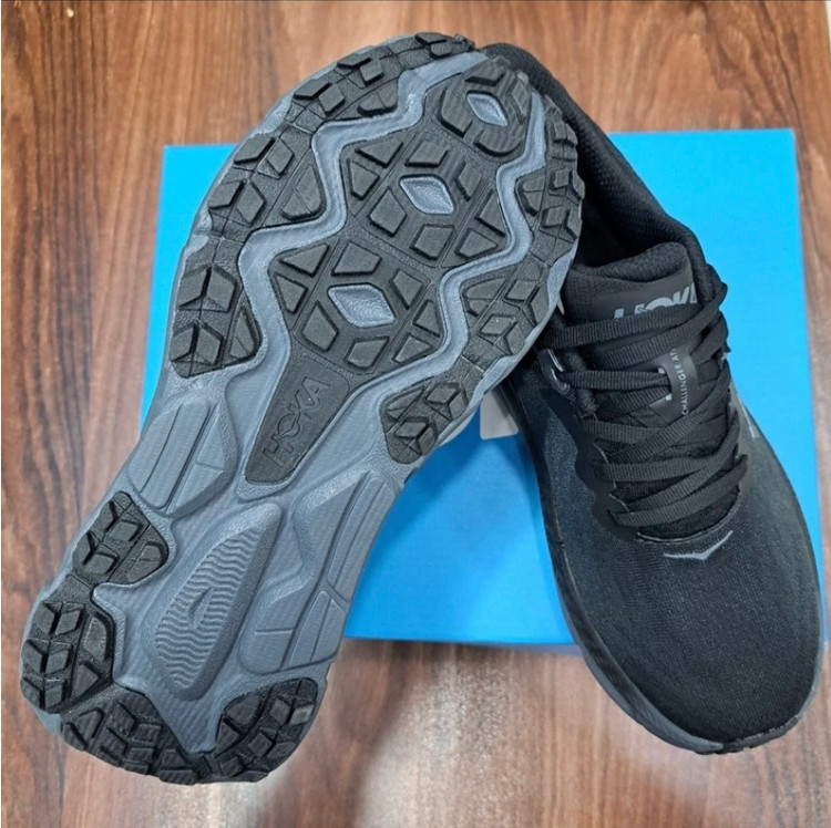 کتونی هوکا چلنجرHoka challenger ساخت ویتنام/