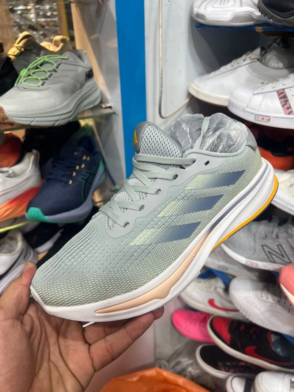 کتونی ادیداس وارداتی ساخت ویتنام فروش بصورت عمده و تک سایز۴۰ تا ۴۵ Adidas Duramo 10 vietnam