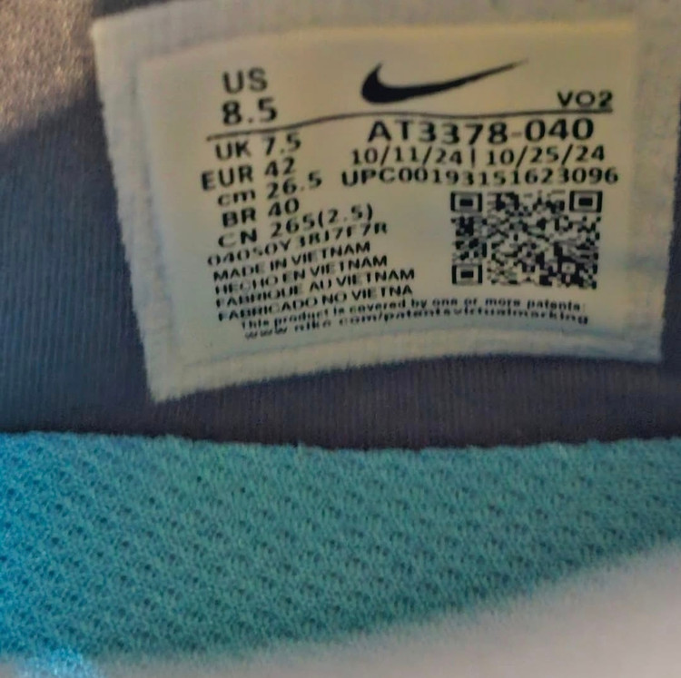 کتونی نایک ایرمکس آلفاساواچNike air max alpha savage