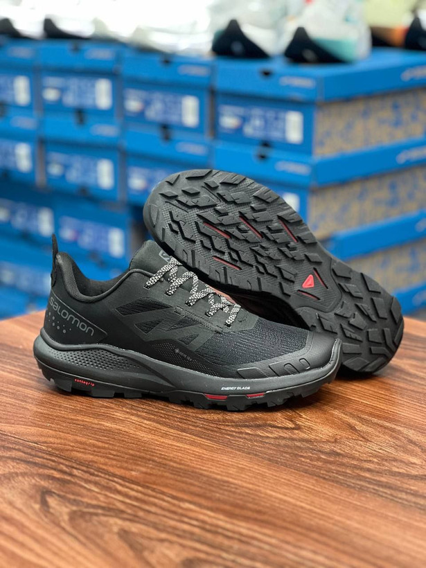 کتونی سالامون Salomon Outpulse GTX گورتکس واترپروف و زیره کنتاگریپ فروش بصورت عمده و تک سایز ۴۰تا ۴۵. تضمین کیفیت