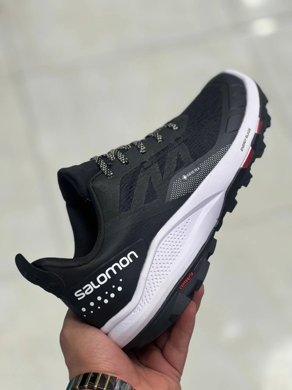 کتونی سالامون سایز ۳۹ تا ۴۵ فروش بصورت عمده و تک .Salomon outpulse goretex