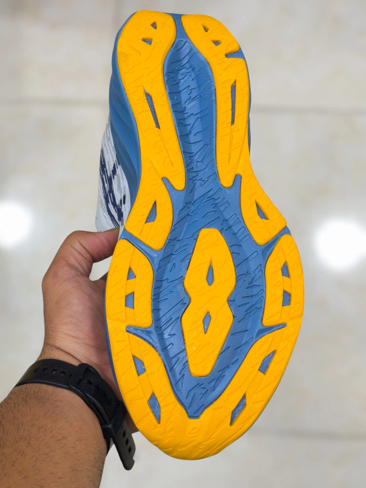 کتونی اسیکس ویتنامی نوابلاست سایز ۴۰ تا ۴۵. Asics novablast3