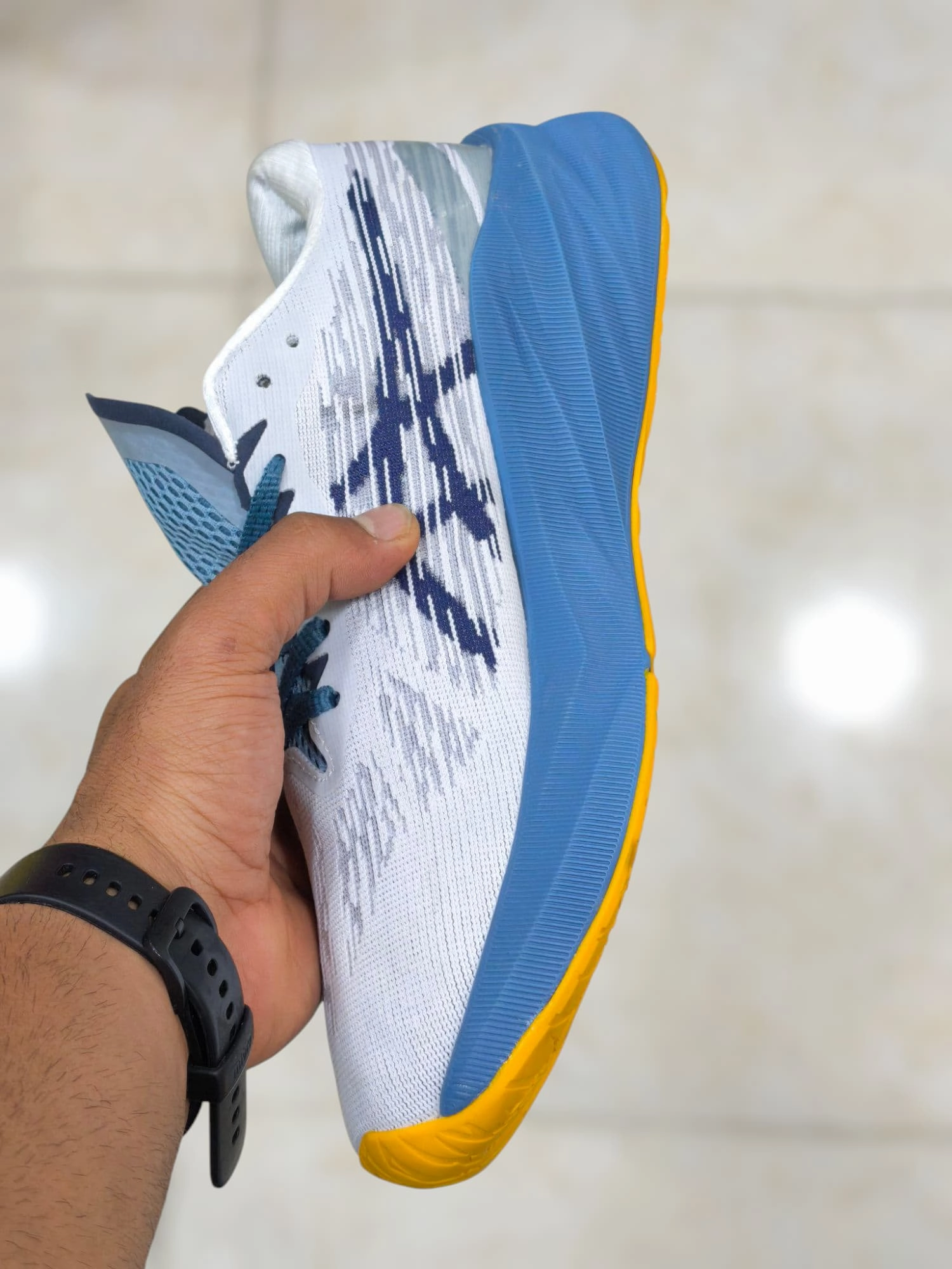 کتونی اسیکس ویتنامی نوابلاست سایز ۴۰ تا ۴۵. Asics novablast3