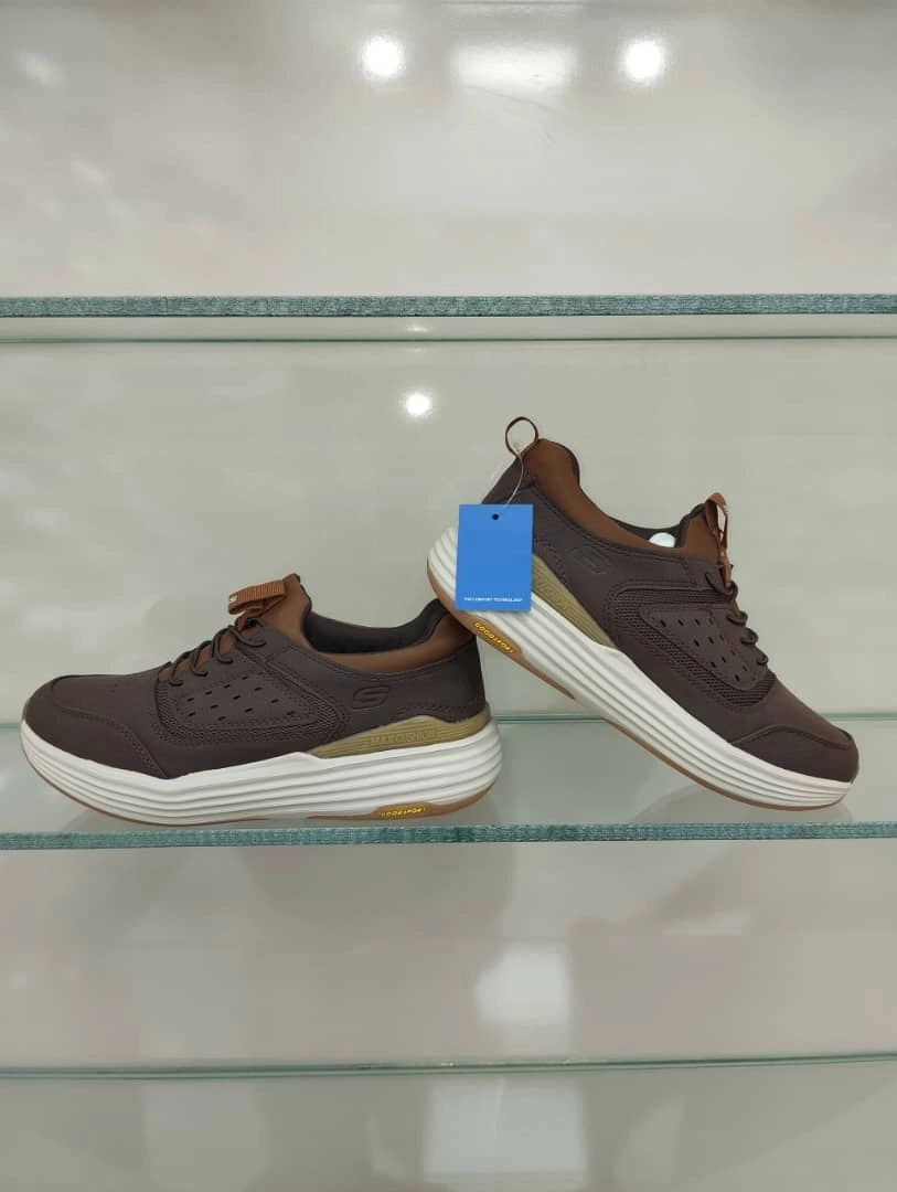 کتونی ویتنامی اسکیچرزوارداتی ویتنام فروش بصورت عمده و تک . سایز۴۰ تا ۴۵ skechers