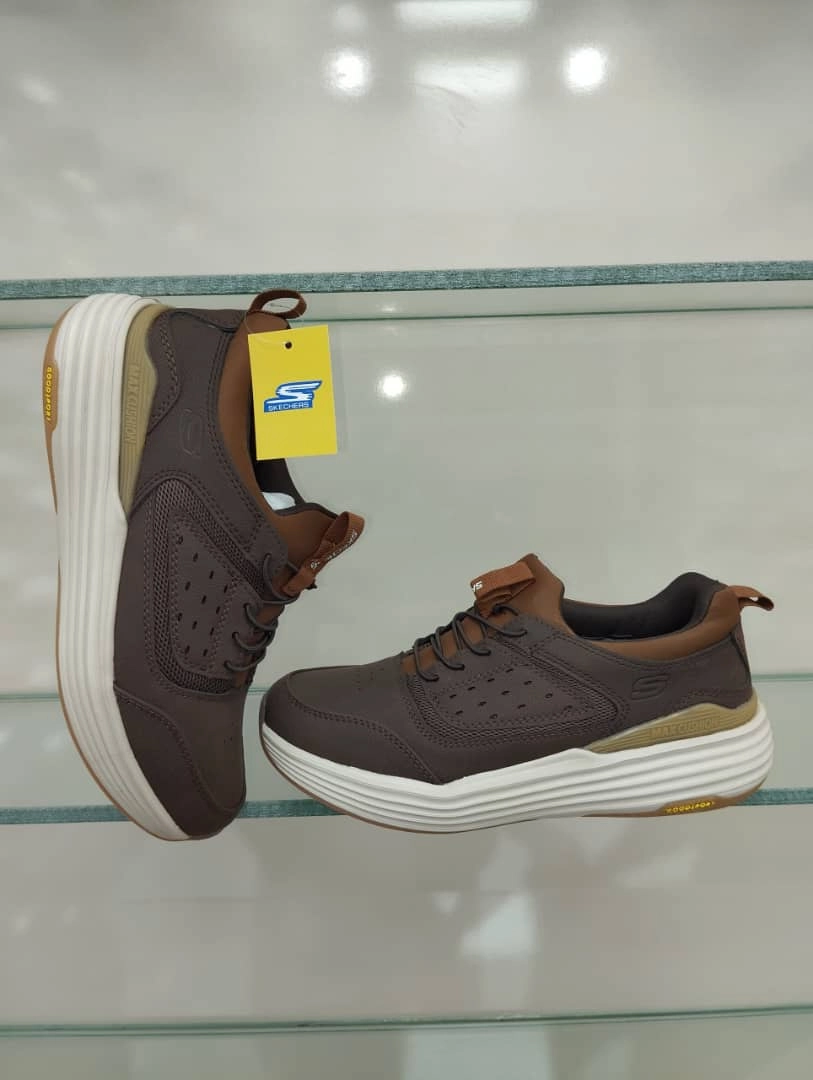 کتونی ویتنامی اسکیچرزوارداتی ویتنام فروش بصورت عمده و تک . سایز۴۰ تا ۴۵ skechers