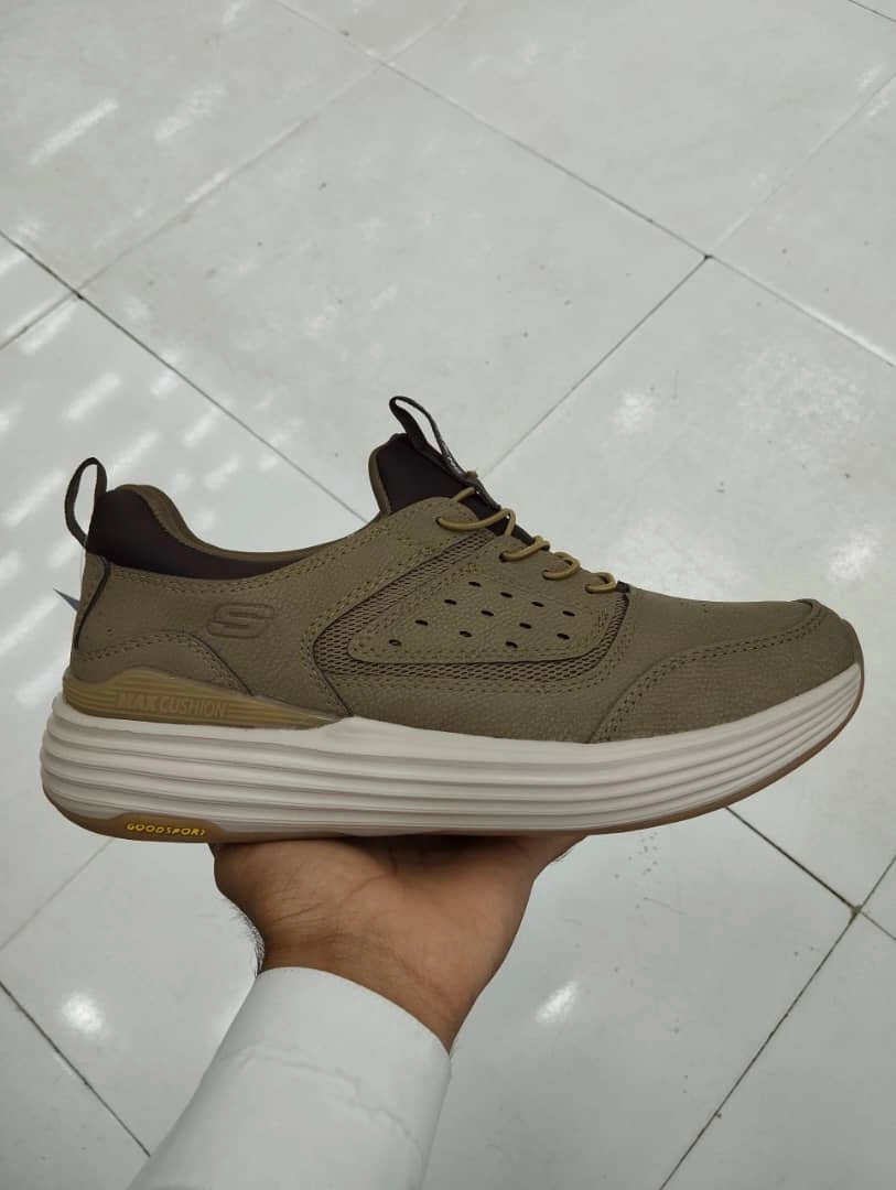 کتونی ویتنامی اسکیچرزوارداتی ویتنام فروش بصورت عمده و تک . سایز۴۰ تا ۴۵ skechers
