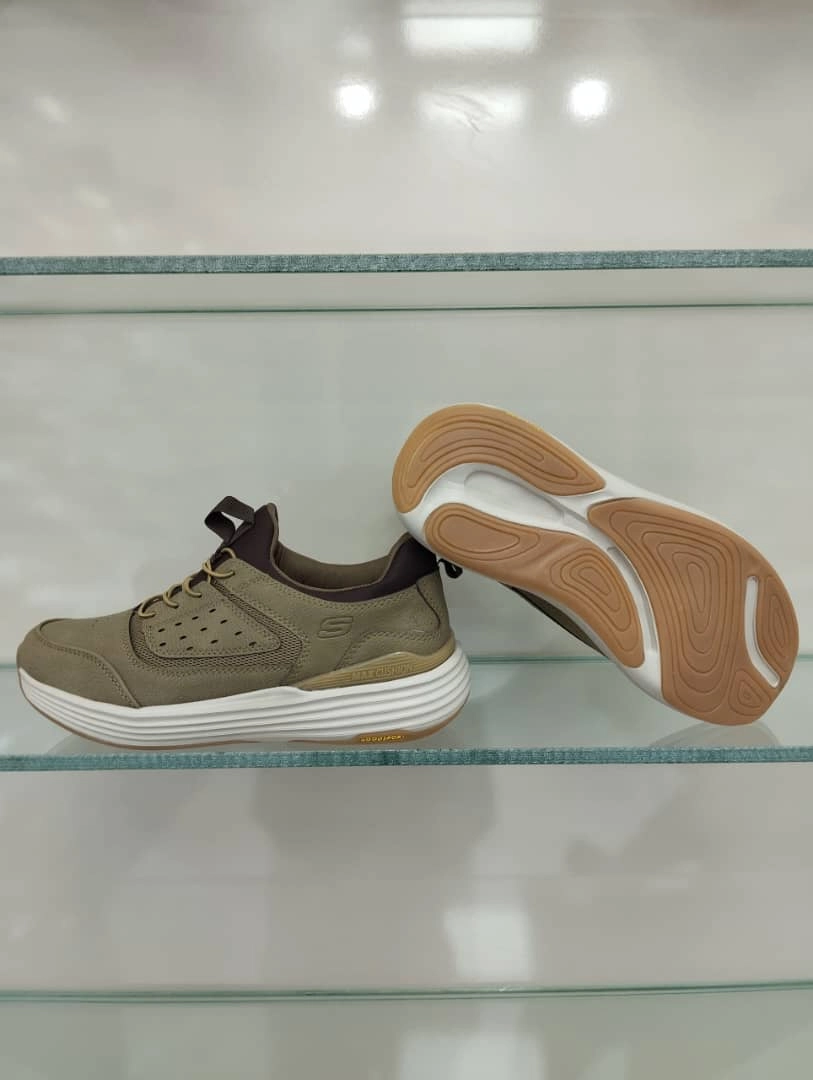 کتونی ویتنامی اسکیچرزوارداتی ویتنام فروش بصورت عمده و تک . سایز۴۰ تا ۴۵ skechers