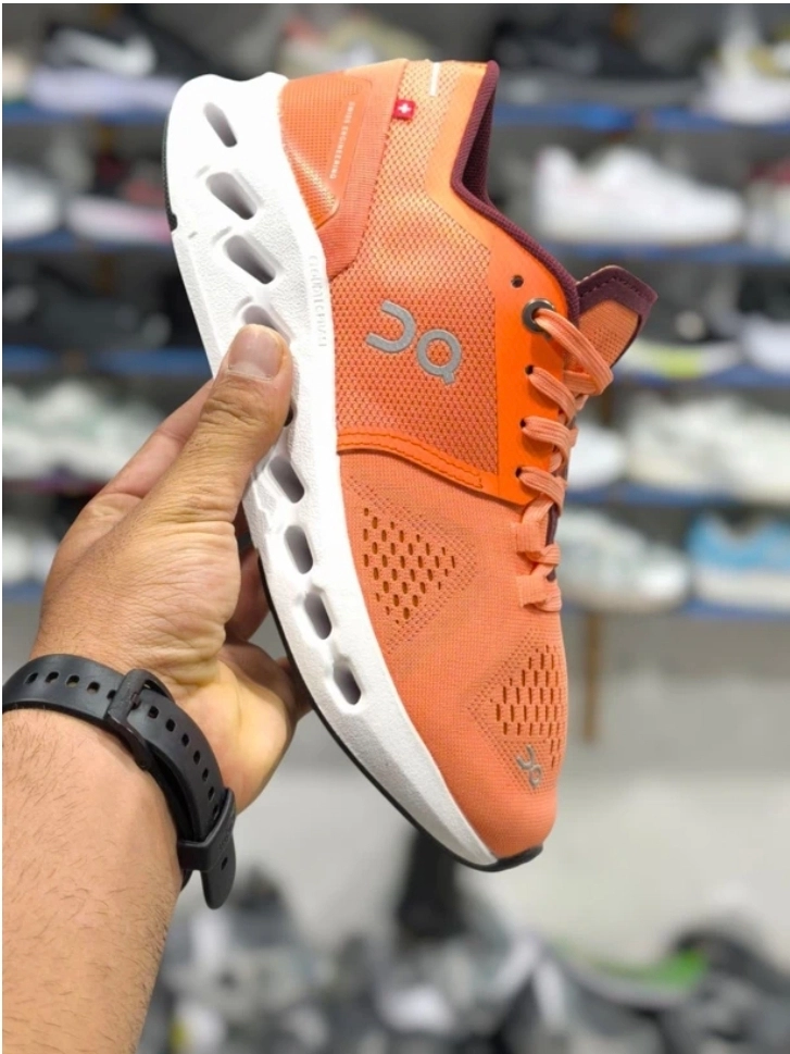 کتونی آن رانینگ سوئیسی ویتنامی سایز ۳۶ _۳۷_۳۸ وارداتی ویتنام. On running (QC)