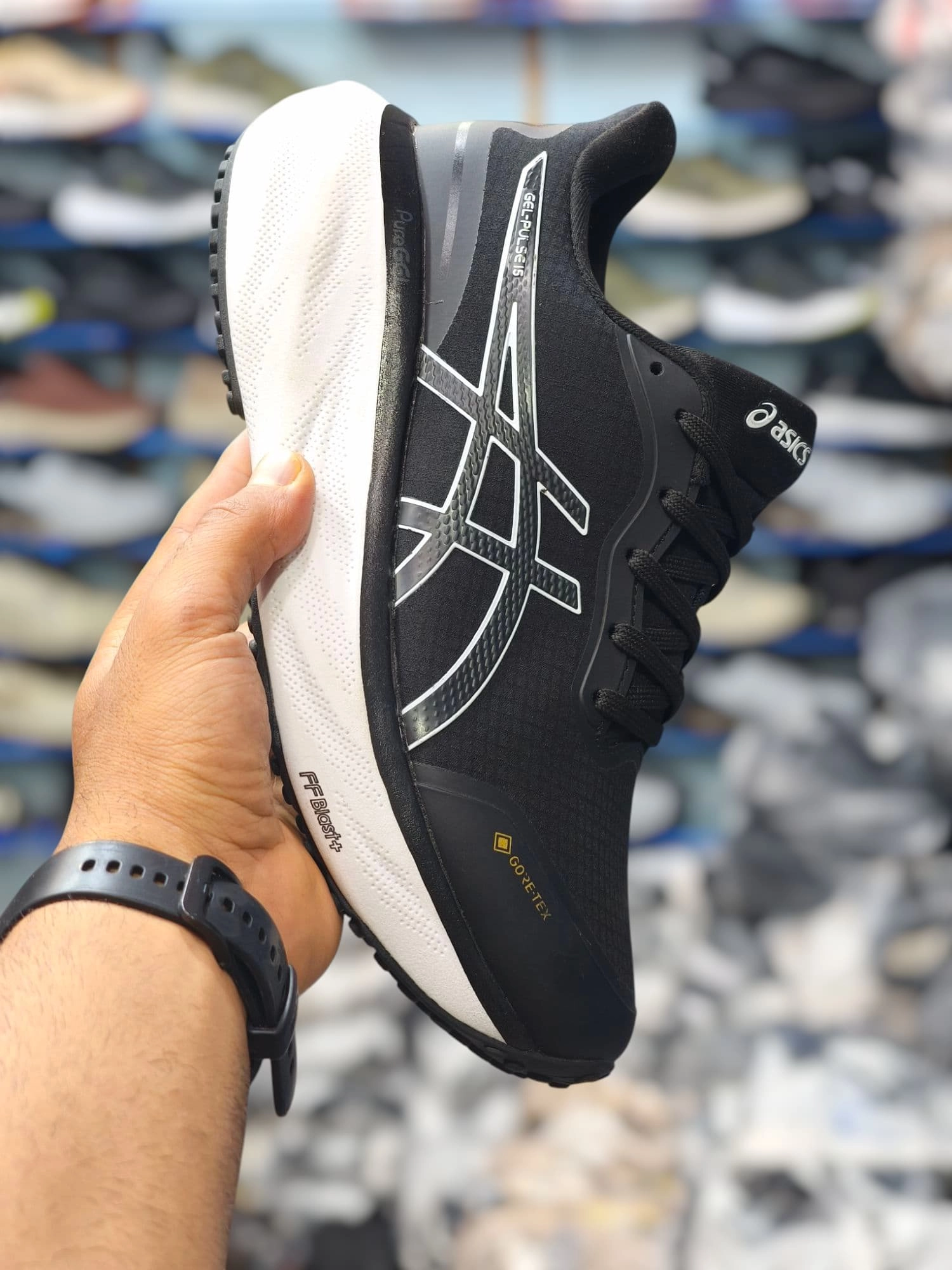 کتونی اسیکس گورتکس وارداتی ویتنام سایز ۴۱ تا ۴۵ فروش بصورت عمده و تک. Asics Goretex pureGEL Vietnam
