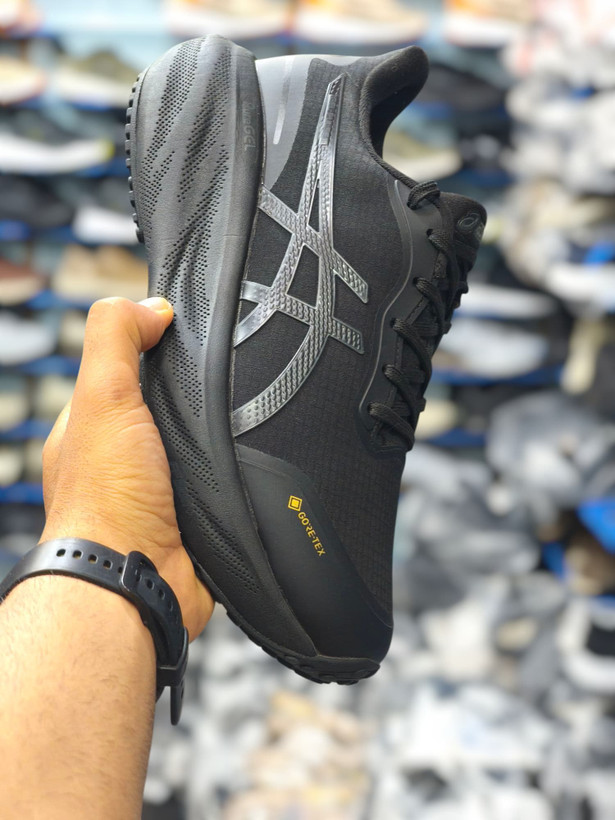 کتونی اسیکس گورتکس وارداتی ویتنام سایز ۴۱ تا ۴۵ فروش بصورت عمده و تک. Asics Goretex pureGEL Vietnam