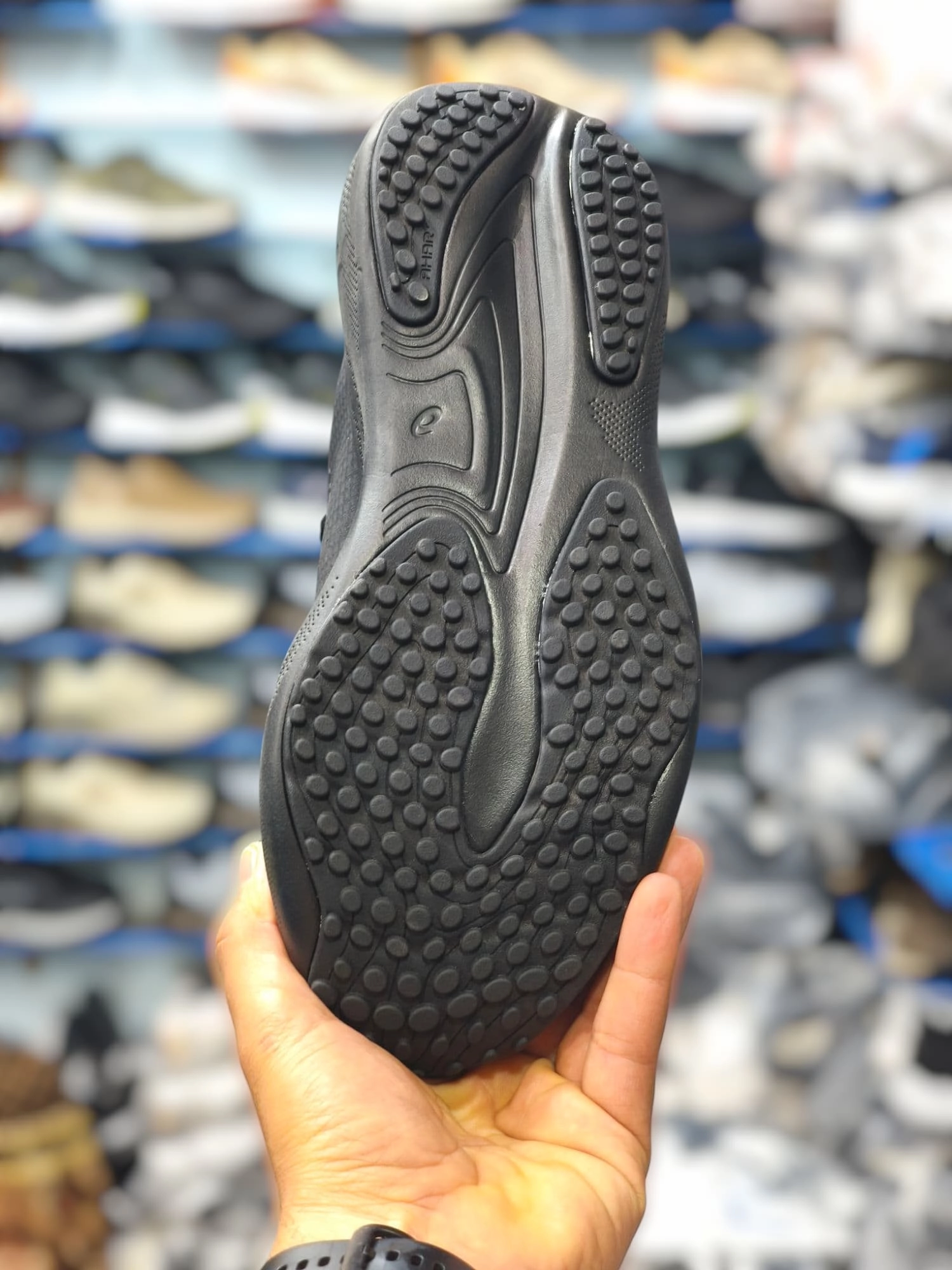 کتونی اسیکس گورتکس وارداتی ویتنام سایز ۴۱ تا ۴۵ فروش بصورت عمده و تک. Asics Goretex pureGEL Vietnam