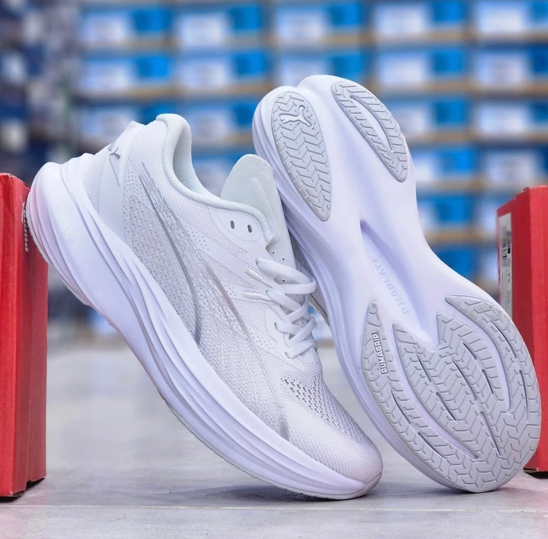 کتونی پوما نیترو . وارداتی ویتنام سایز ۴۰ تا ۴۵ فروش بصورت عمده و تک . Puma deviate nitro 3 vietnam