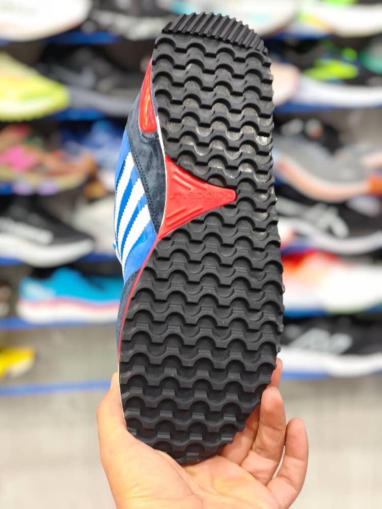 کتونی ادیداس زد ایکس ۷۵۰ . ساخت ویتنام سایز ۴۰ تا ۴۵ فروش بصورت عمده و تک . Adidas ZX 750 Vietnam
